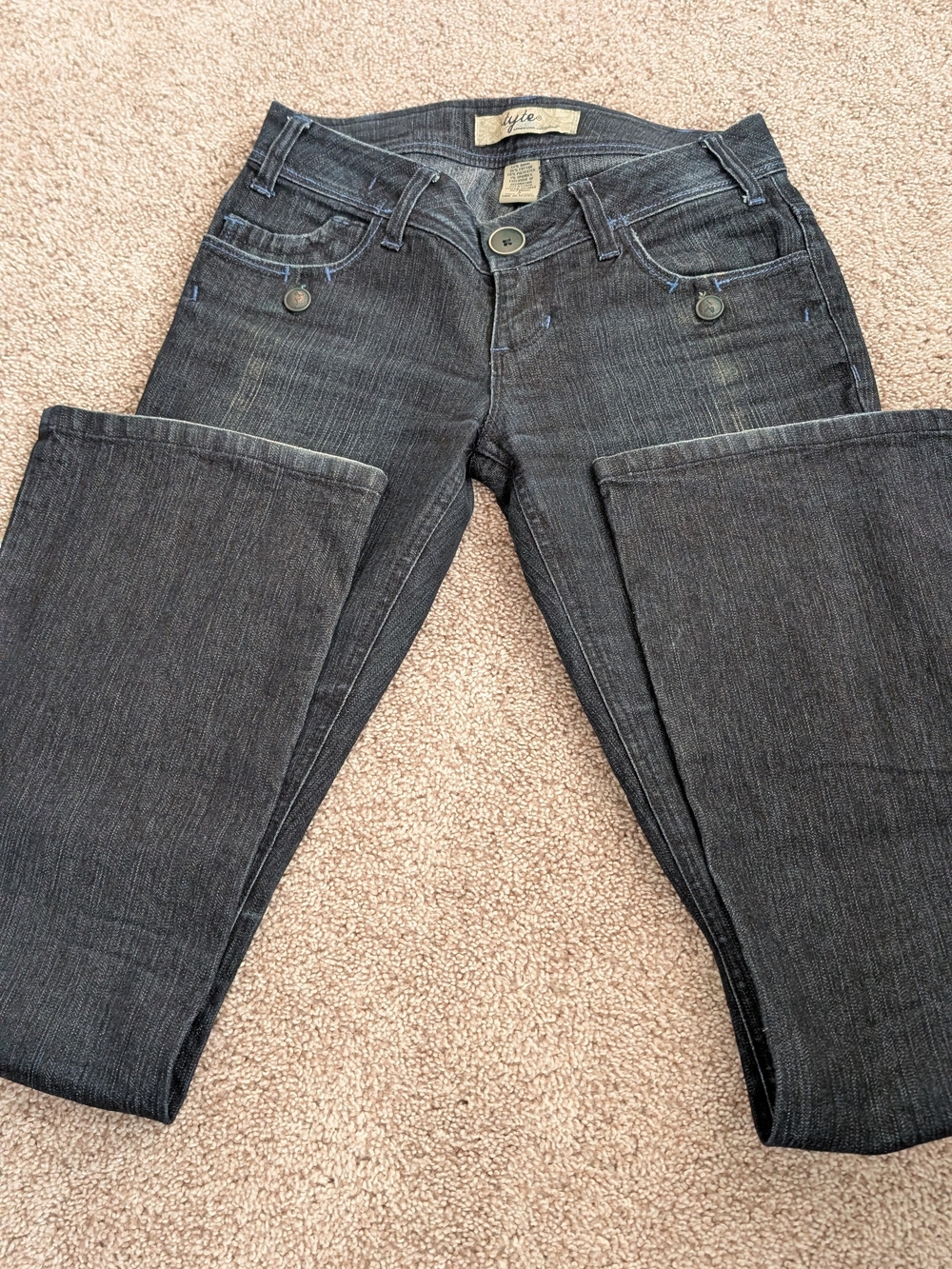Women's Dark Denim Straight-Leg Jeans